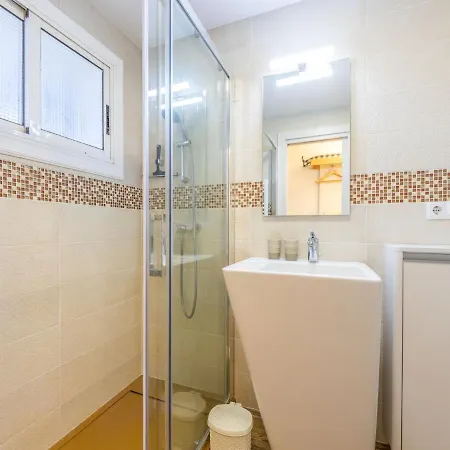 Rodas-3 By Interhome